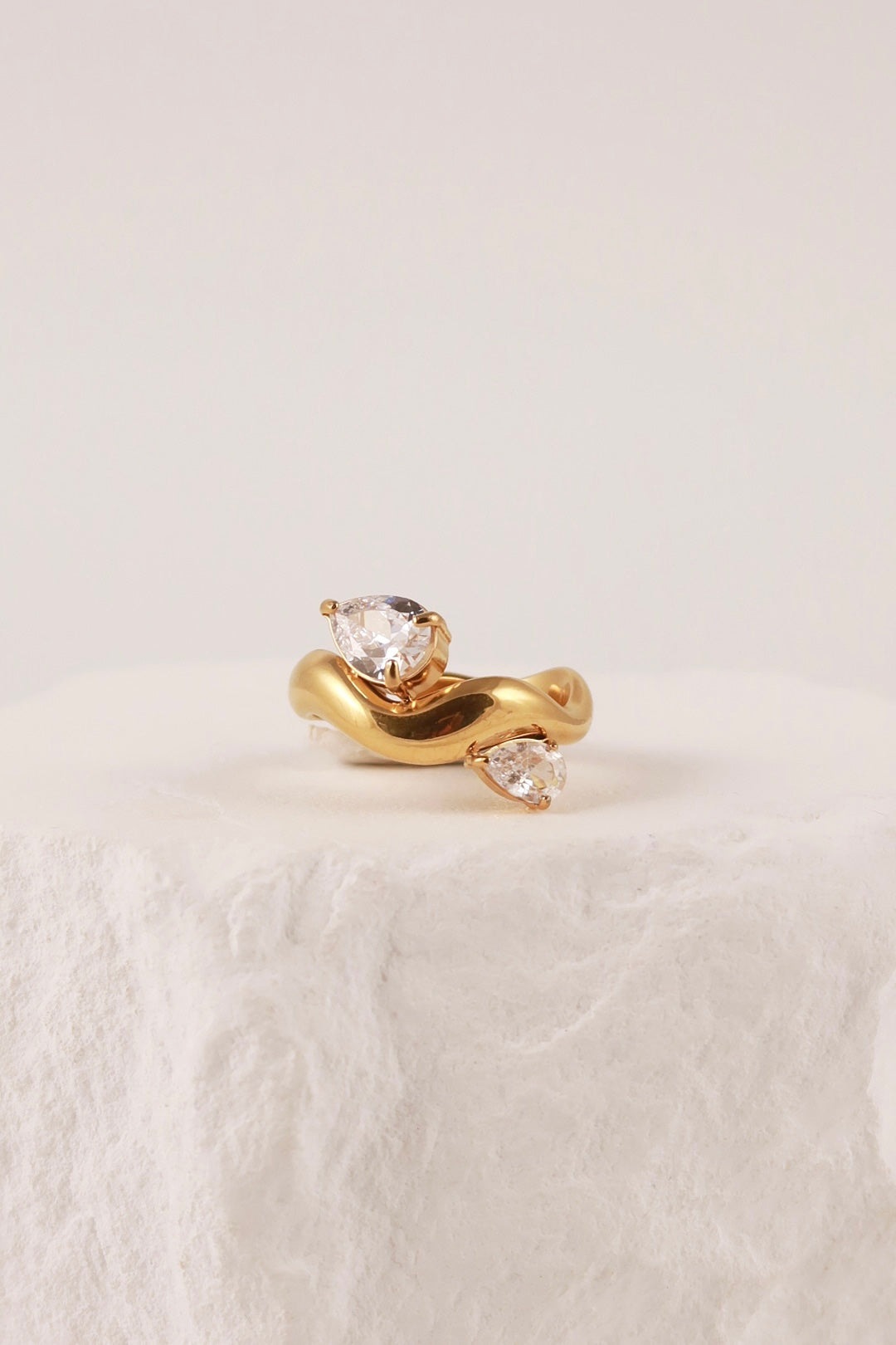 Anello Teardrop