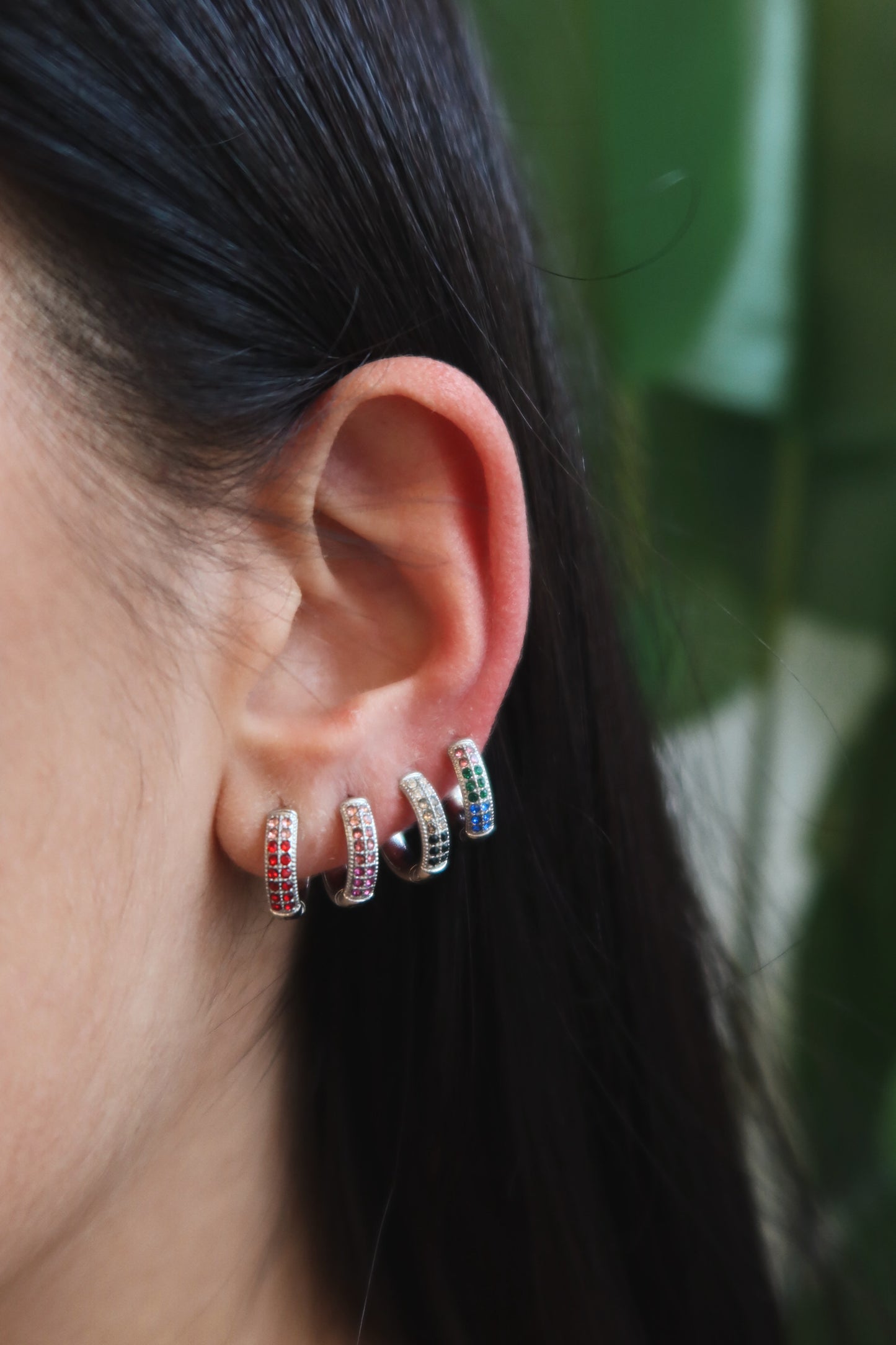 Orecchino Singolo Zirconi Color