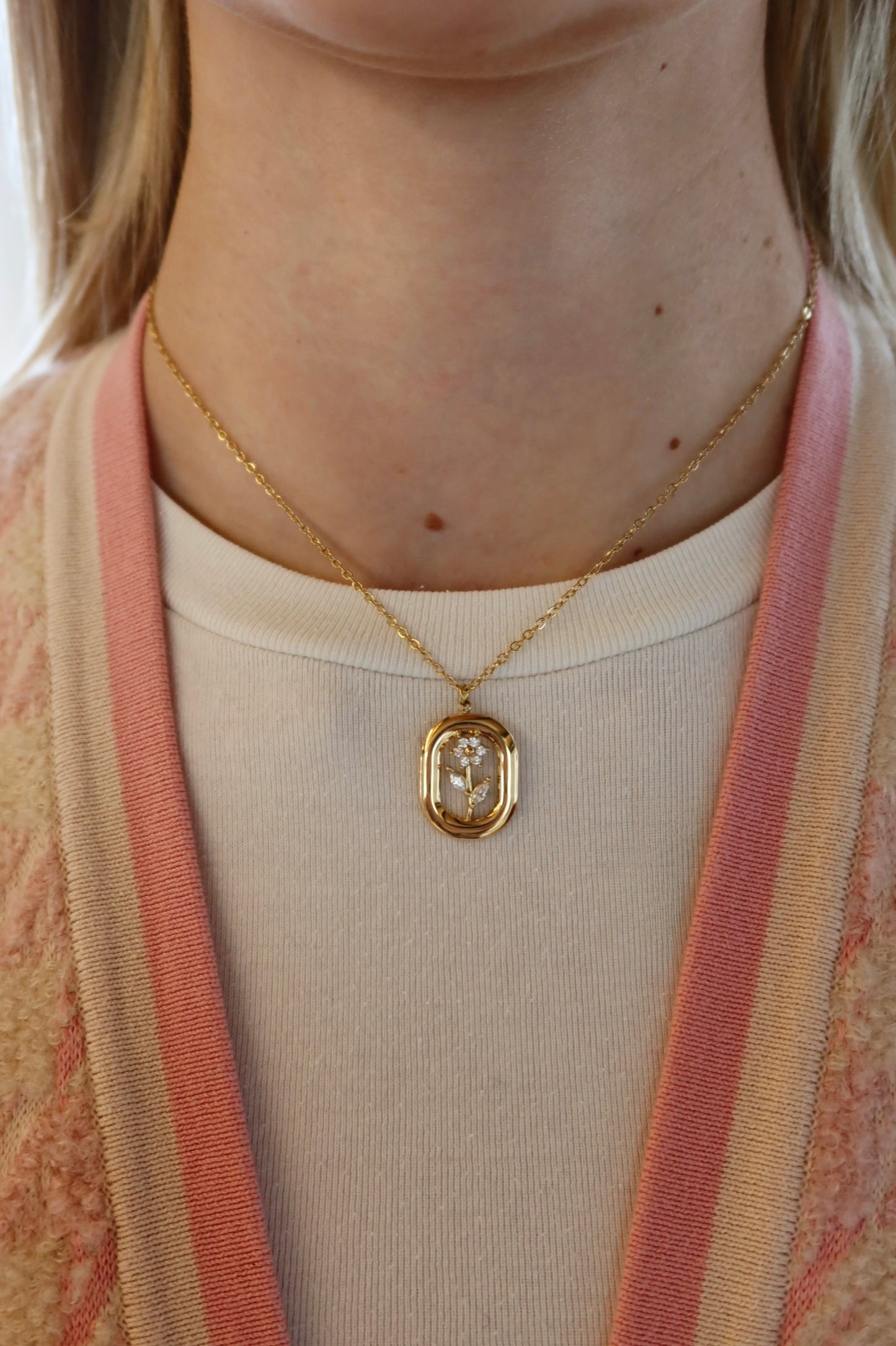 Collana Flora