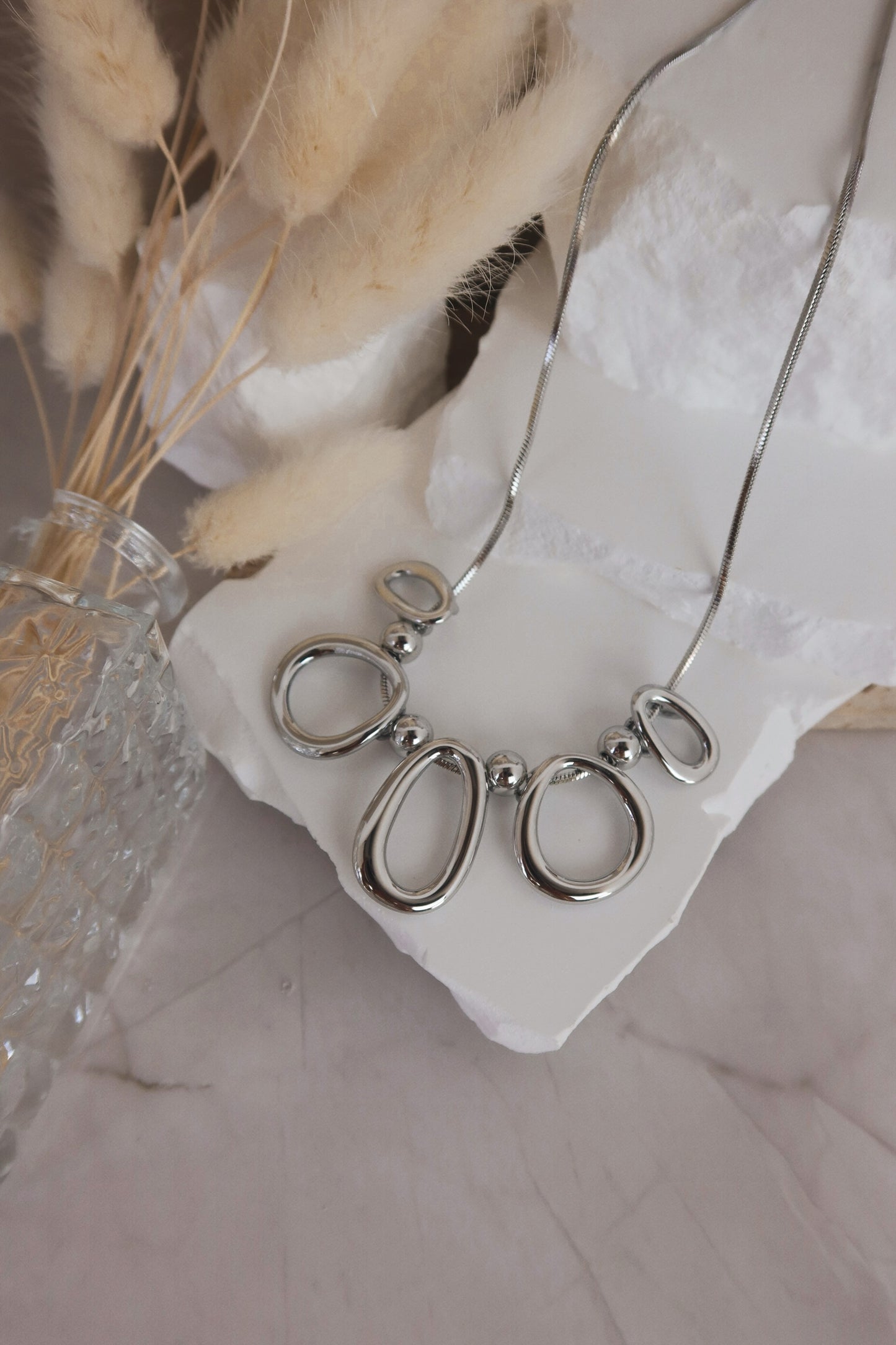 Collana Corolla