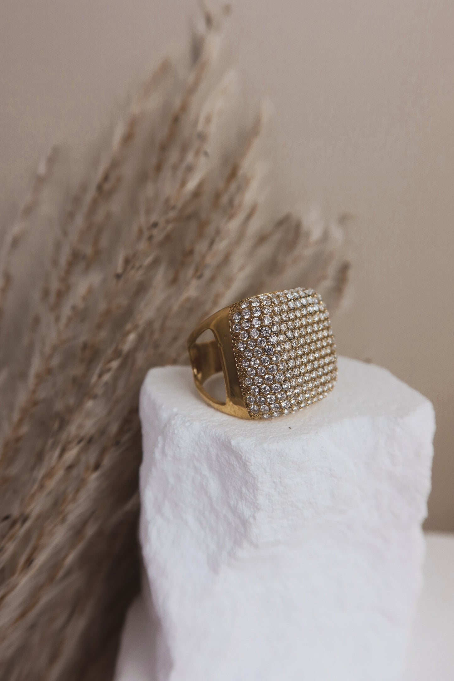 Anello Glitter Square