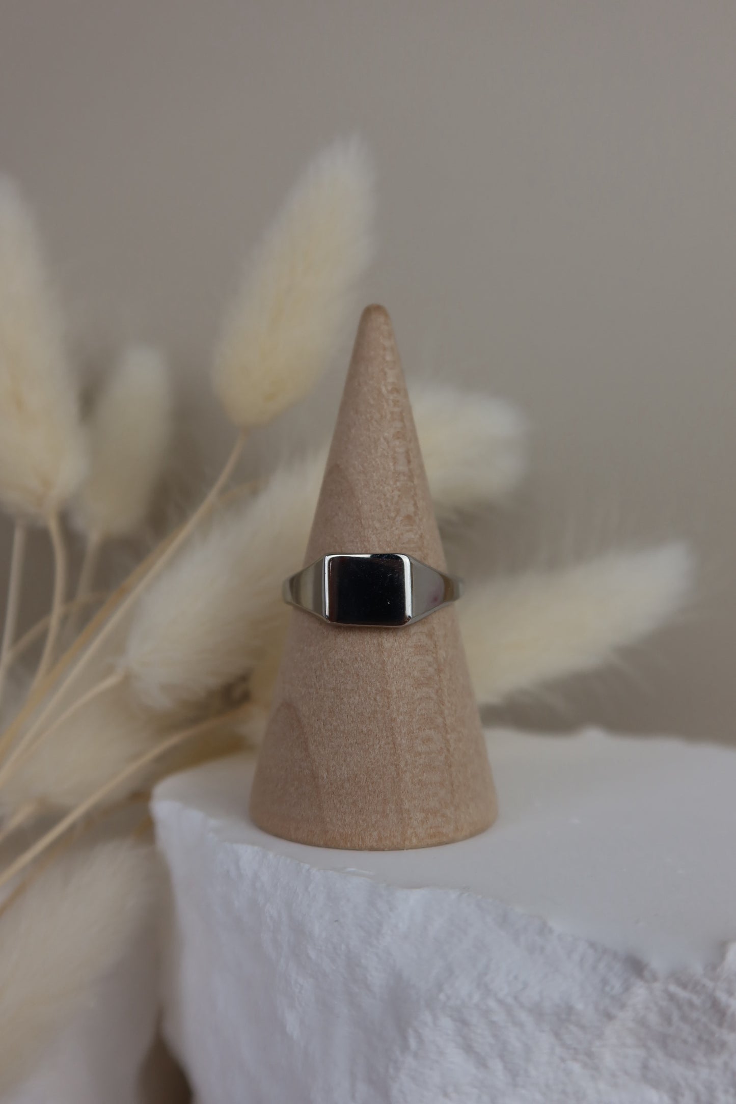 Anello Chevalier Quadratino