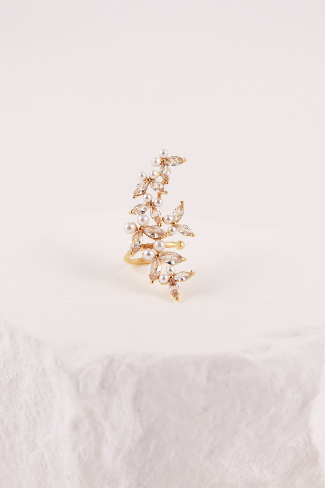 Earcuff