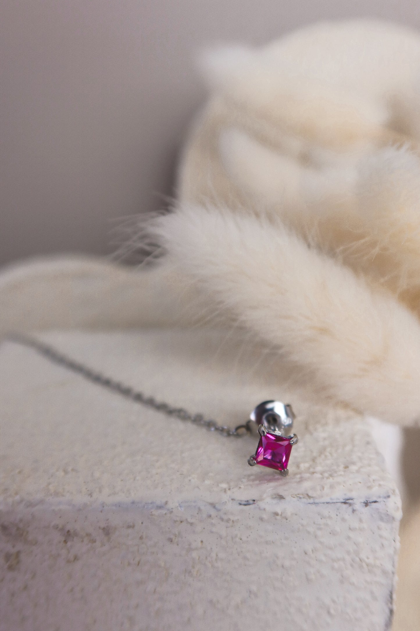 Orecchino Singolo Strobo