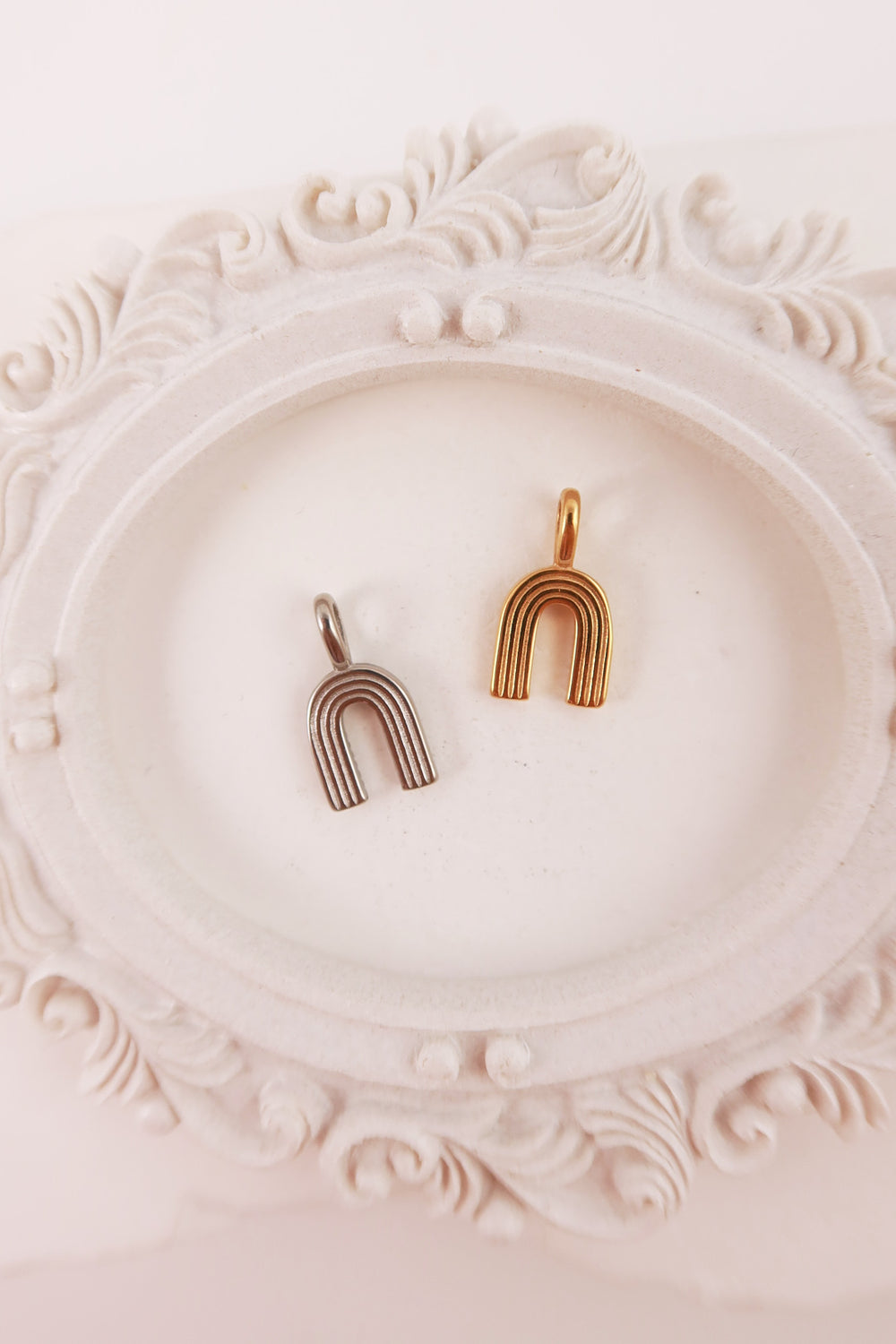 Charm Arcobaleno