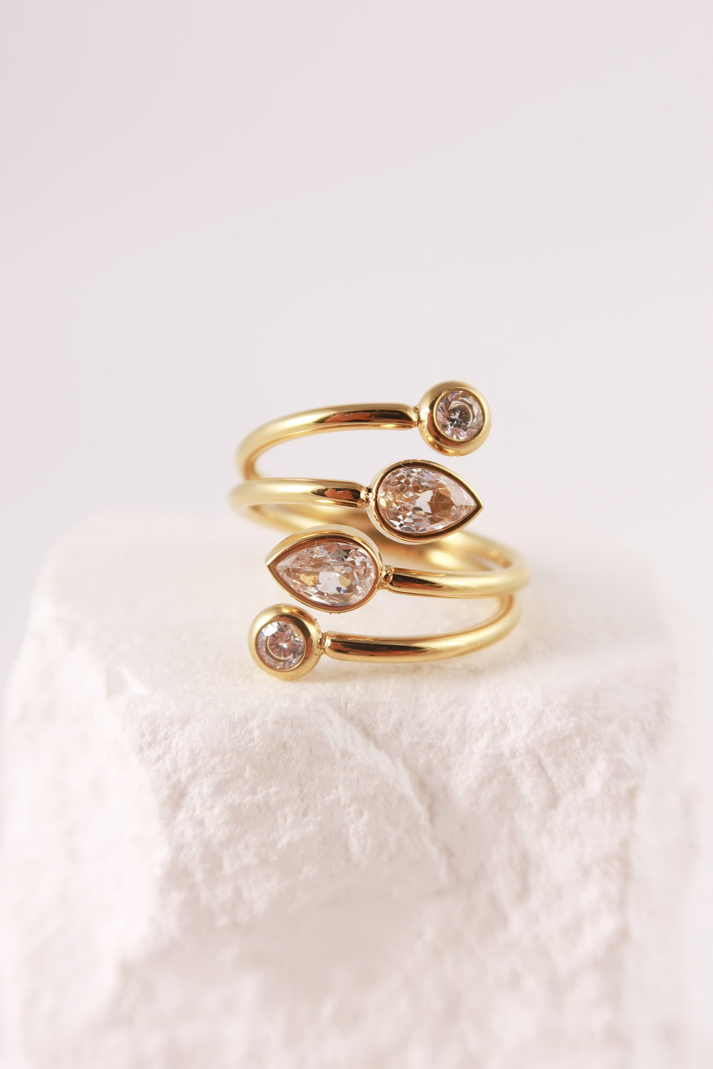 Anello Alaia