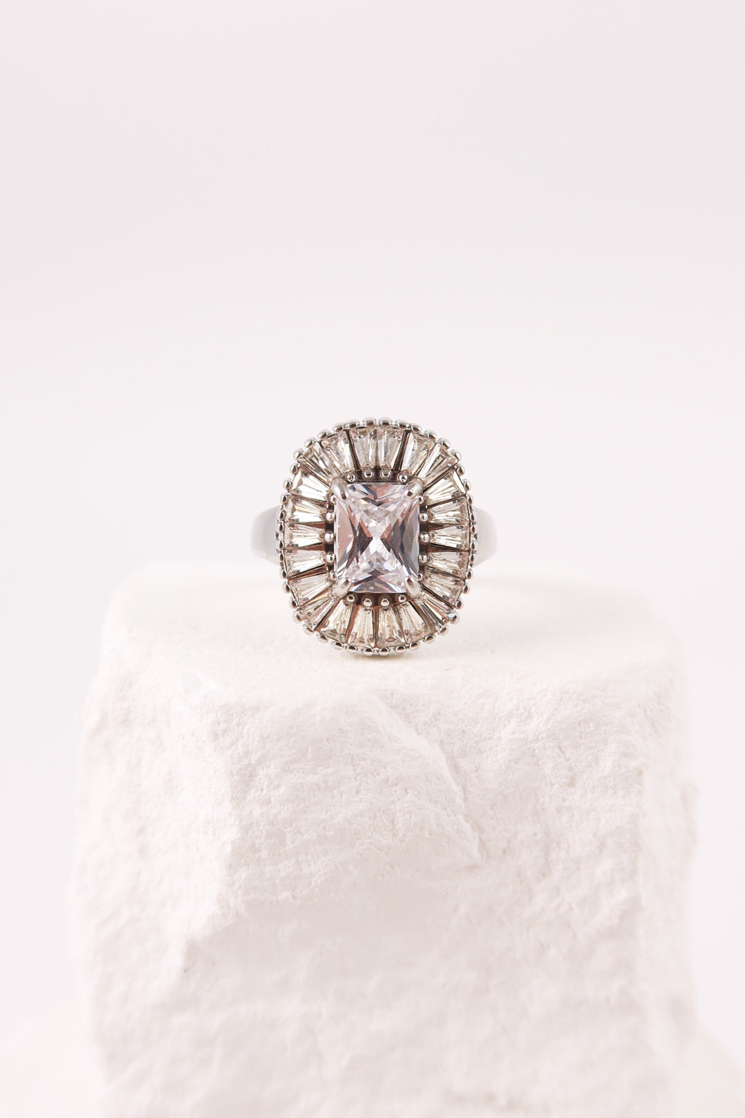 Anello Diana
