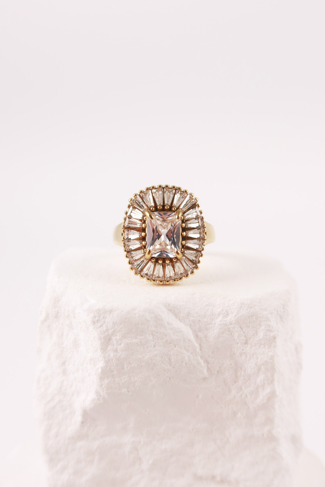 Anello Diana