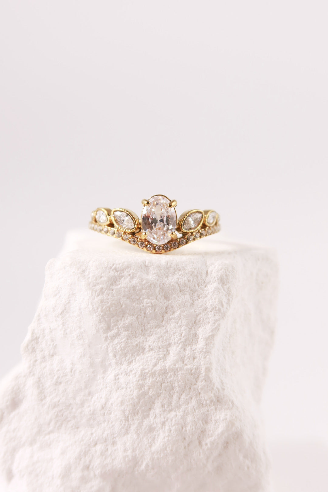 Anello Reyna
