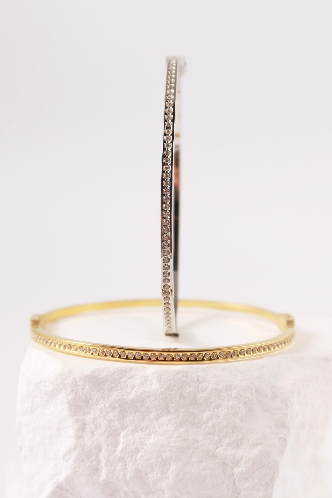 Bracciale Rigido Essential