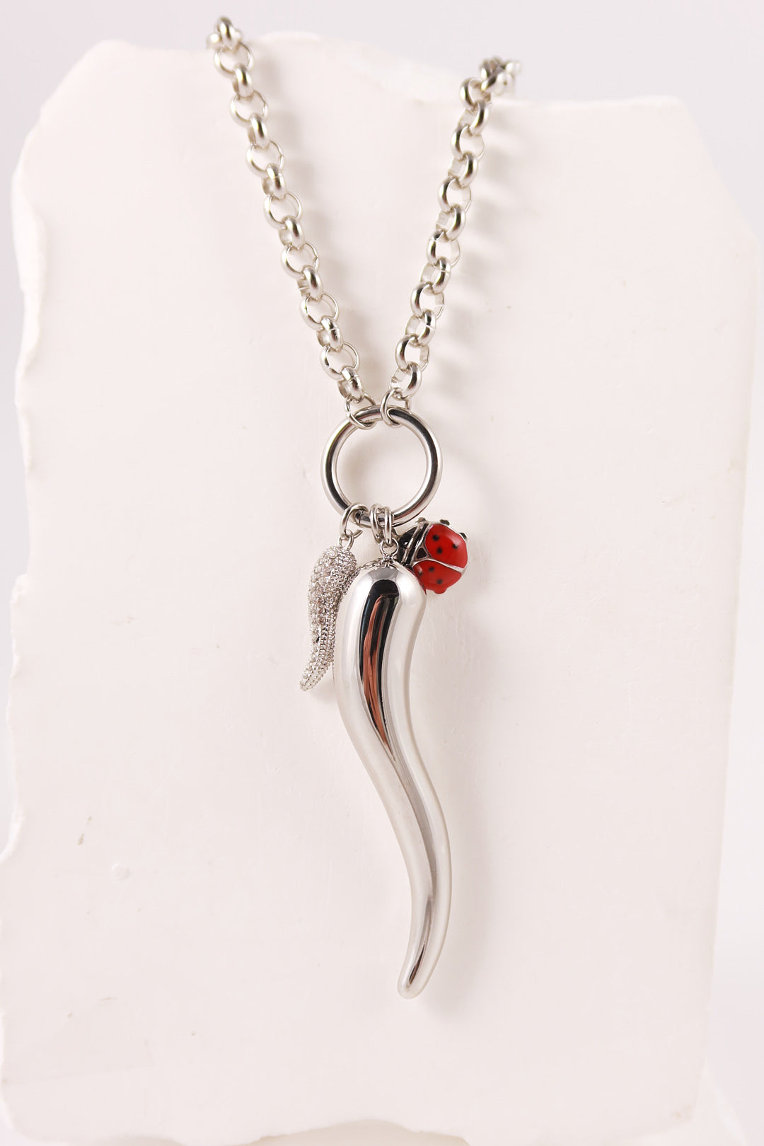 Collana Scongiuro
