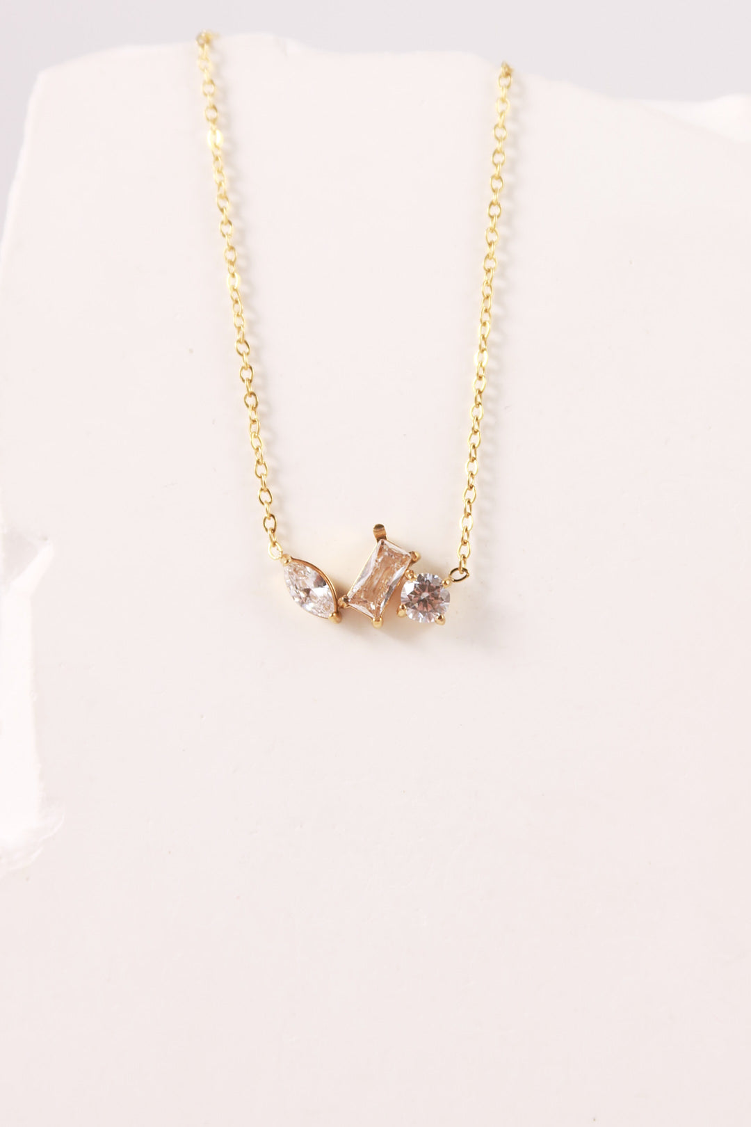 Collana The Form
