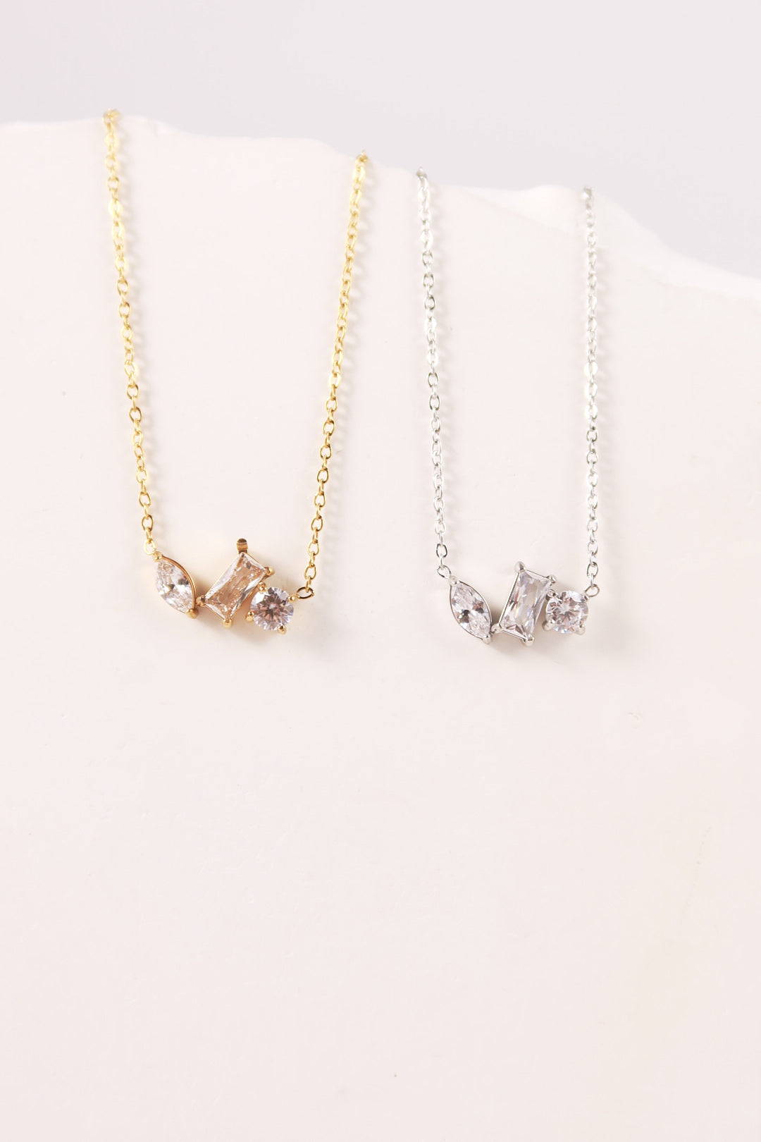 Collana The Form