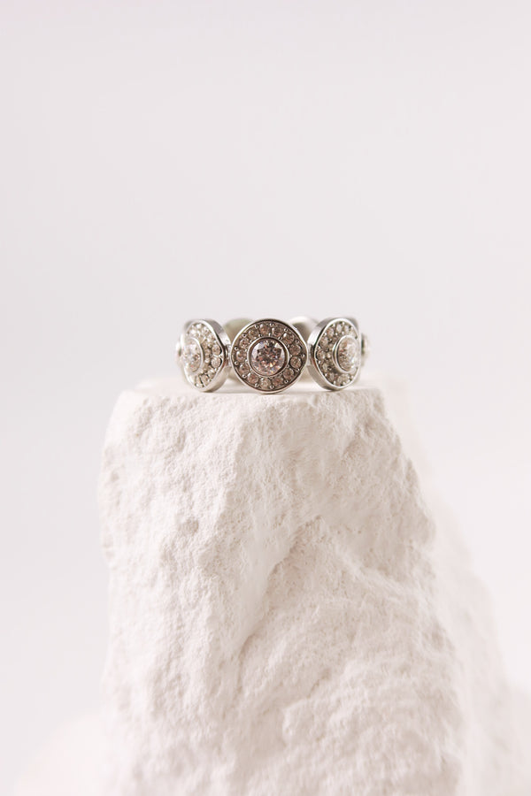Anello Round-Riviera