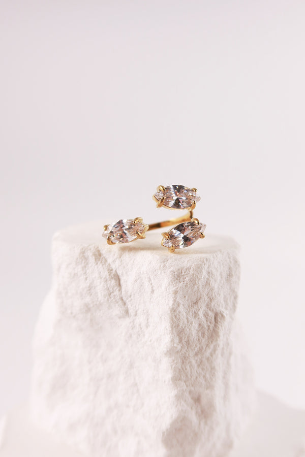Anello Marquise