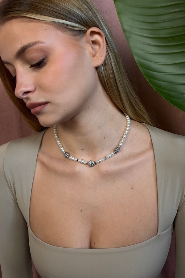 Collana Camelia