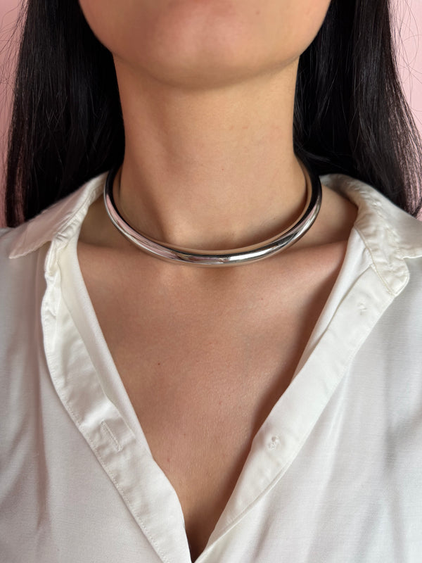 Choker Contour