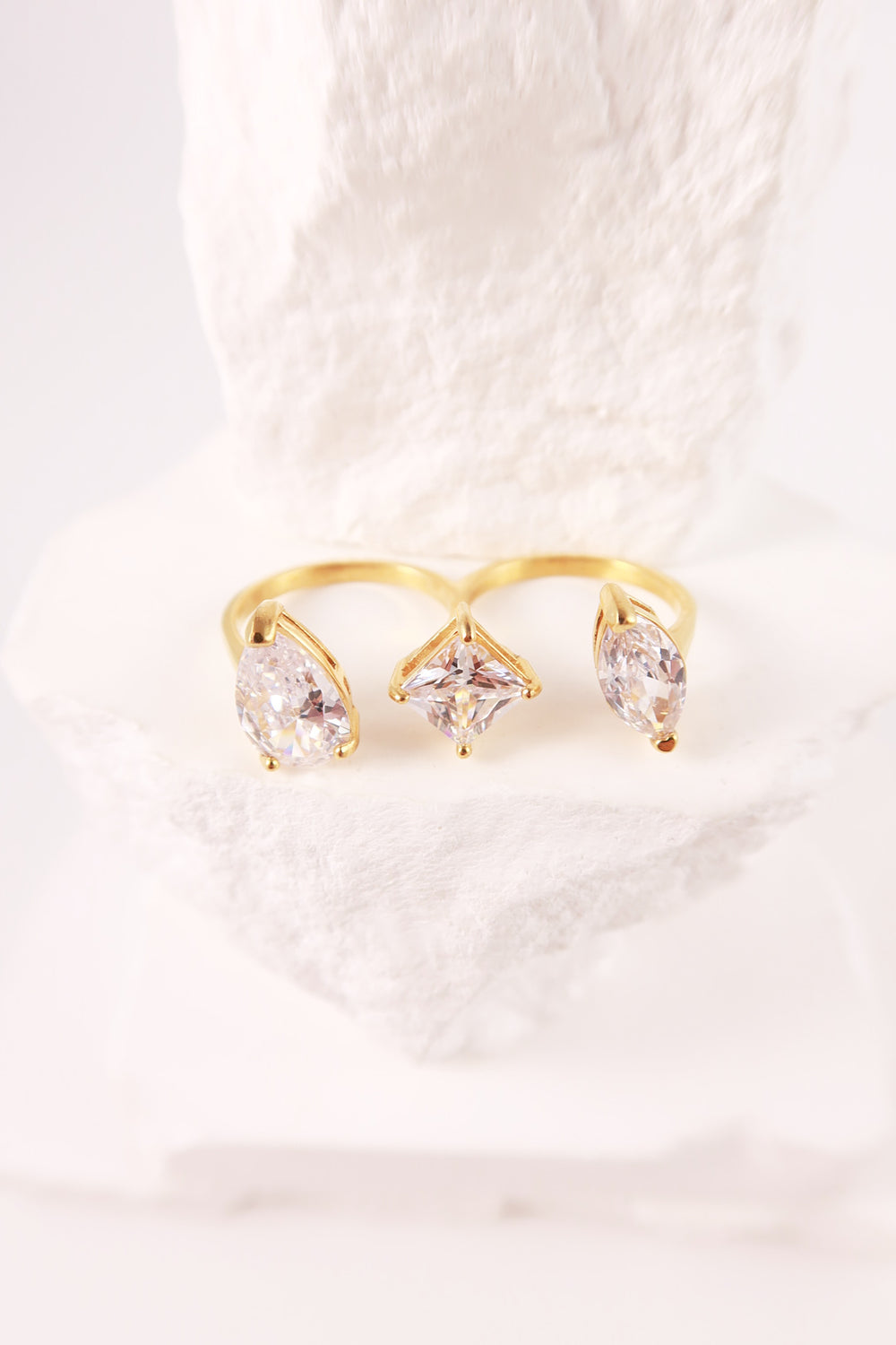 Anello Carrê