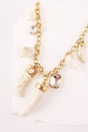 Collana Mustang