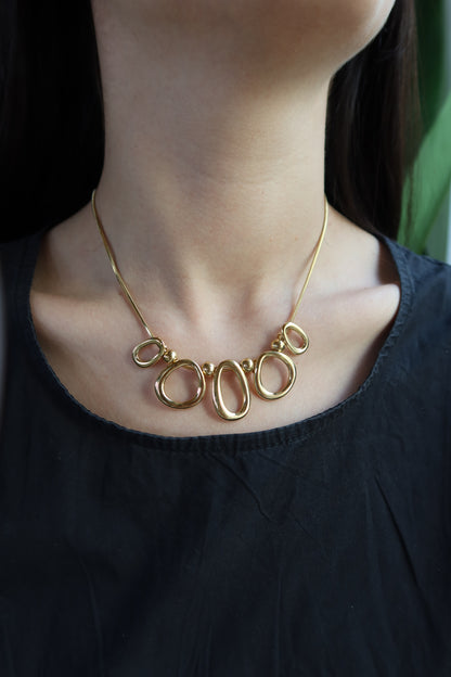 Collana Corolla
