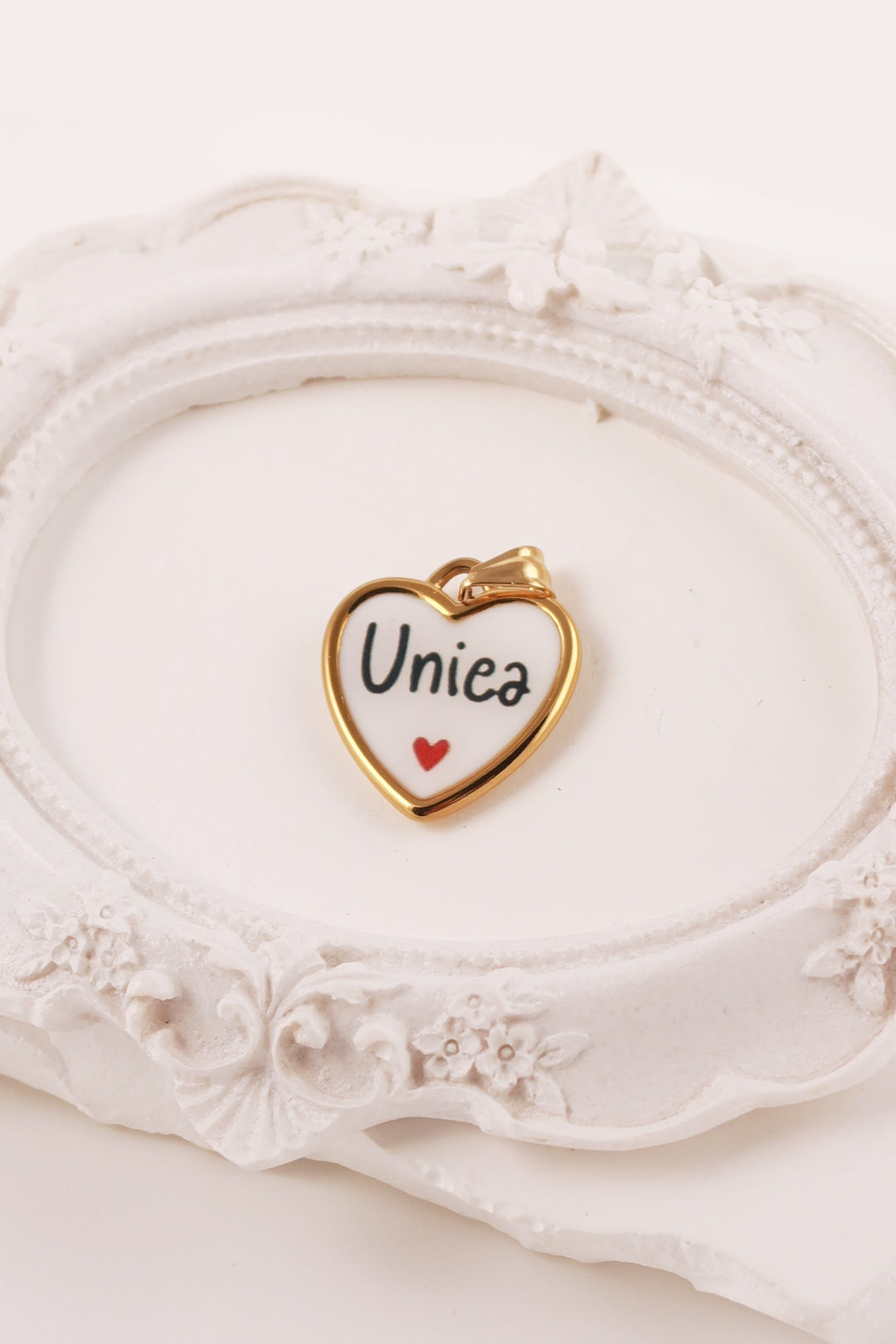 Charm Unica