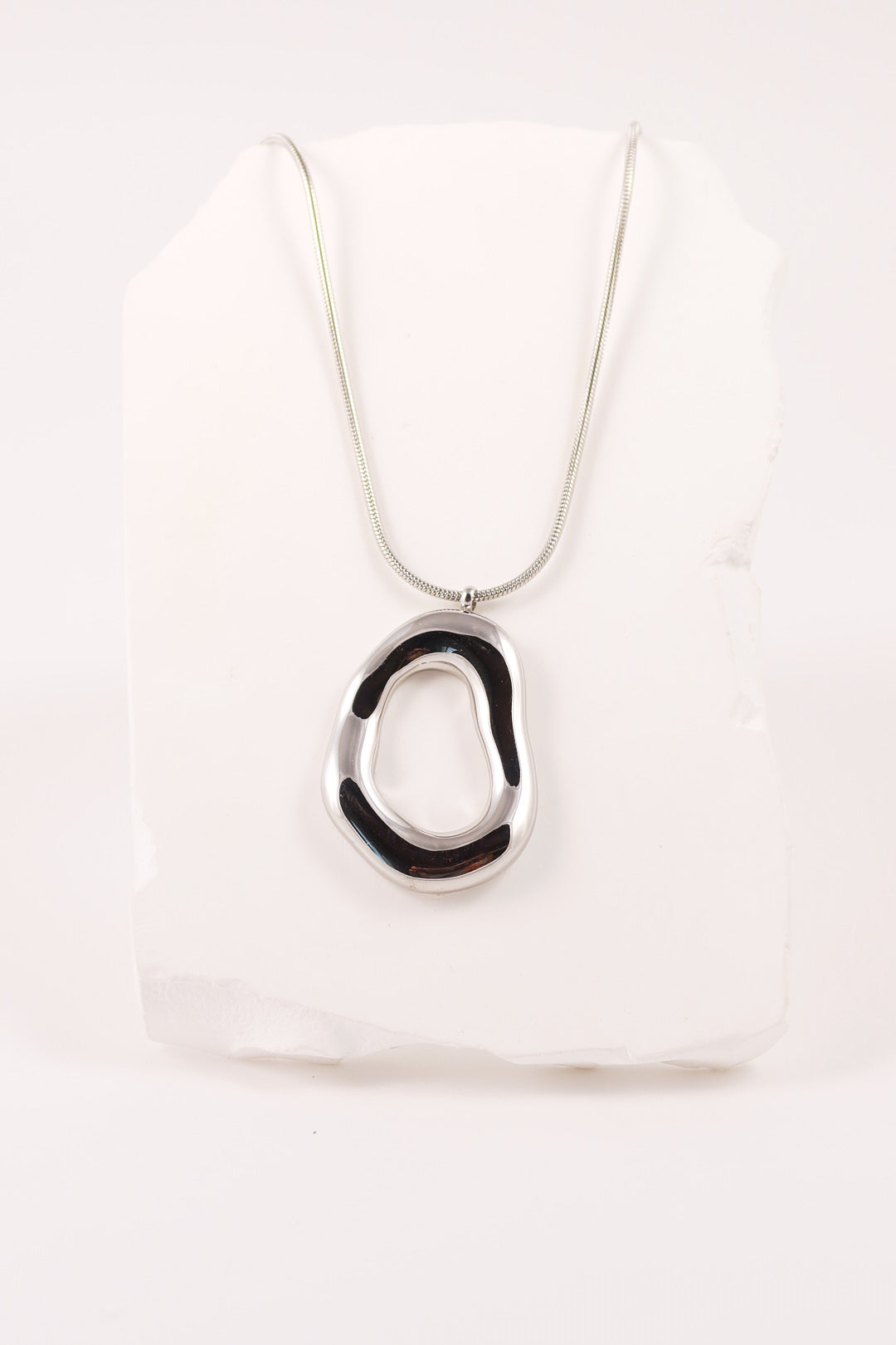 Collana Lunga Bond