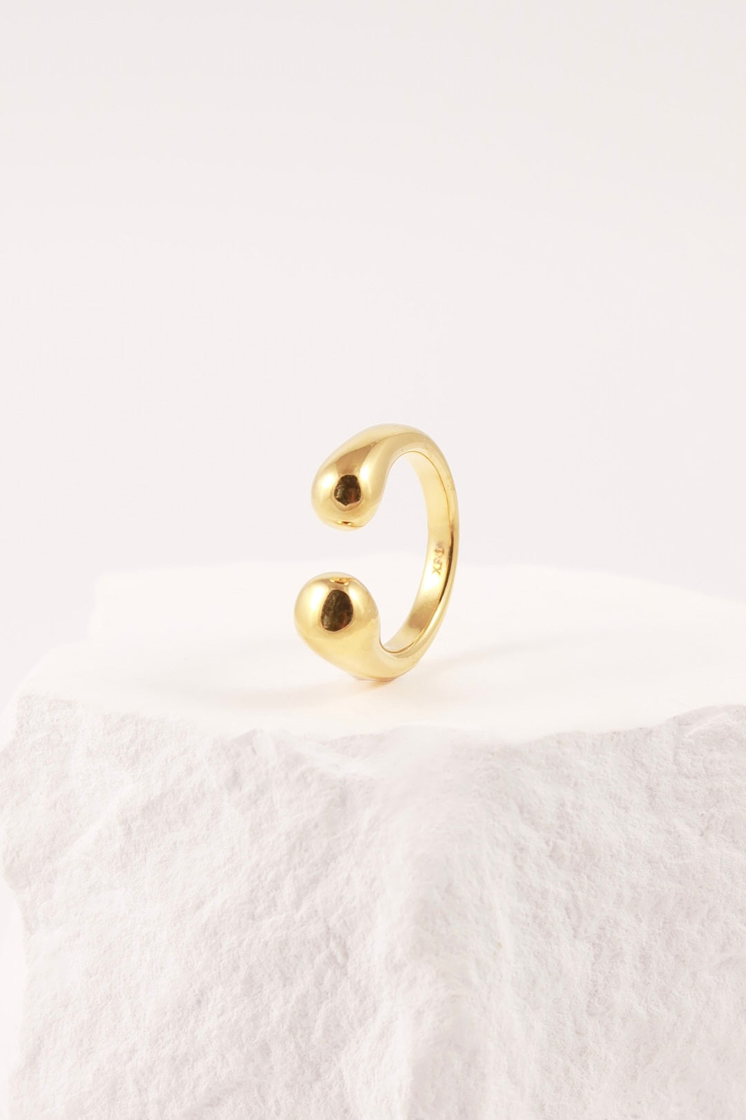 Anello Bond