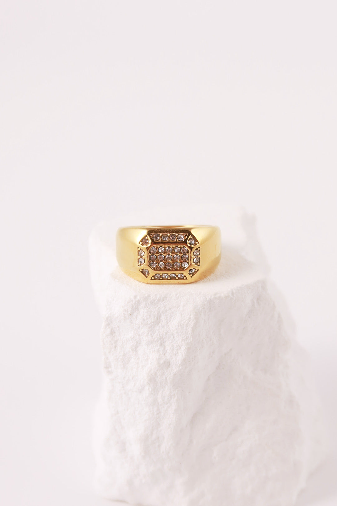 Anello Majestic
