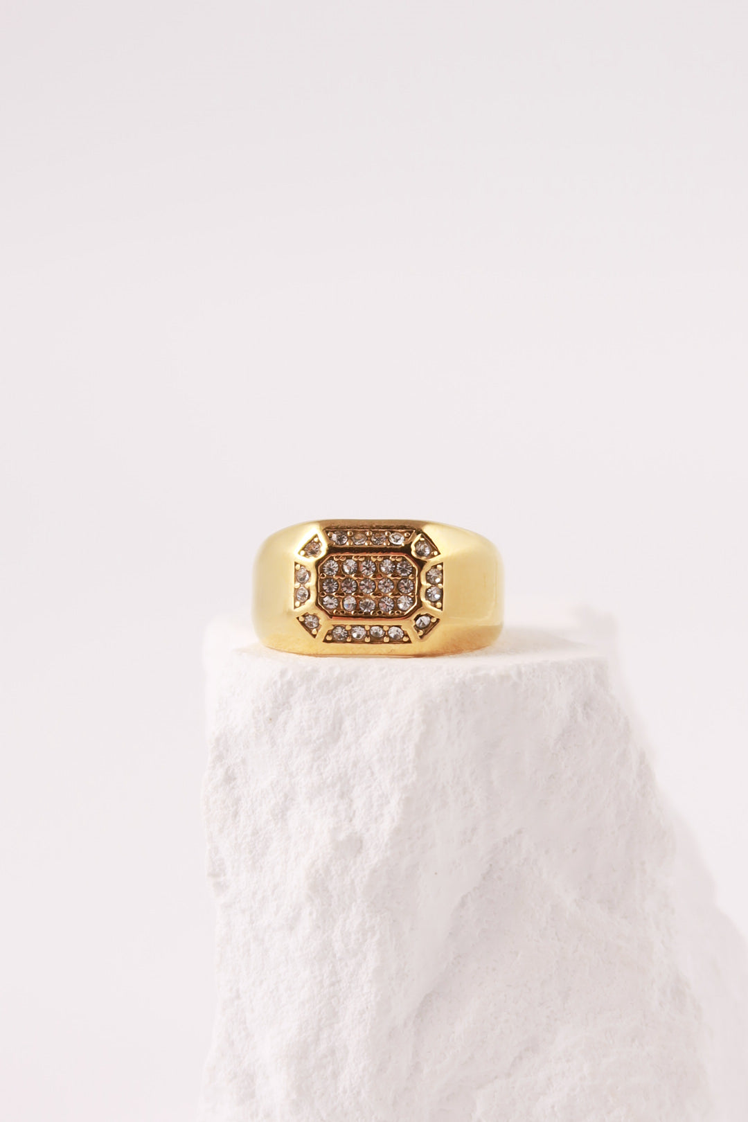 Anello Majestic