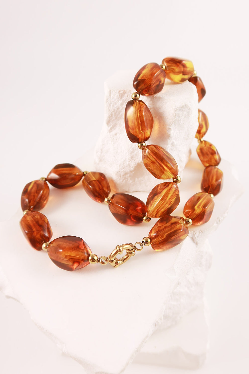 Collana Amber