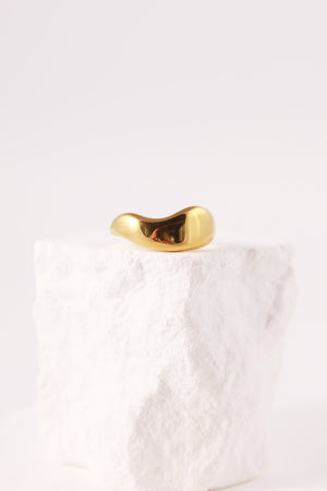 Anello Virgola