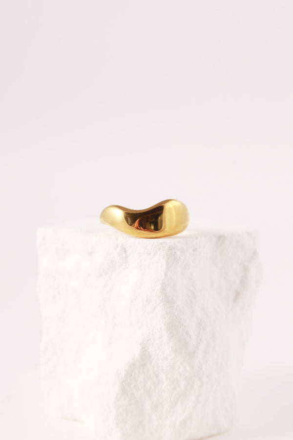 Anello Virgola