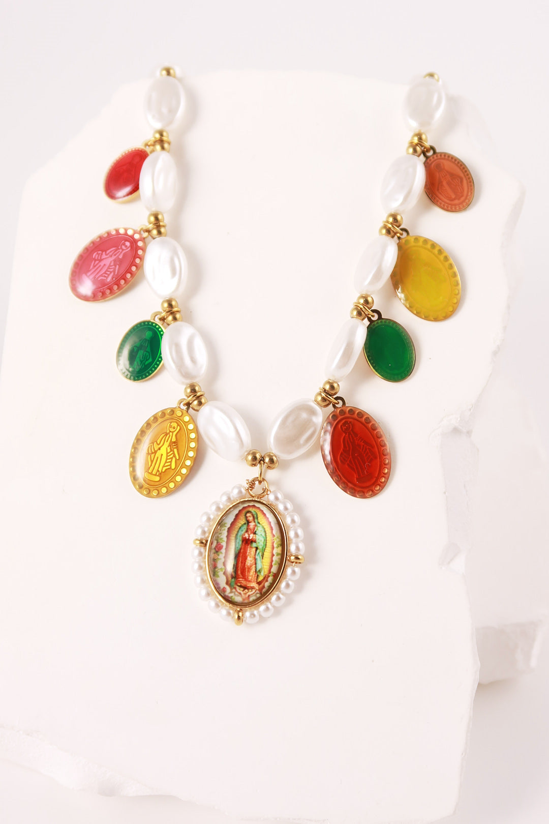 Collana Guadalupe