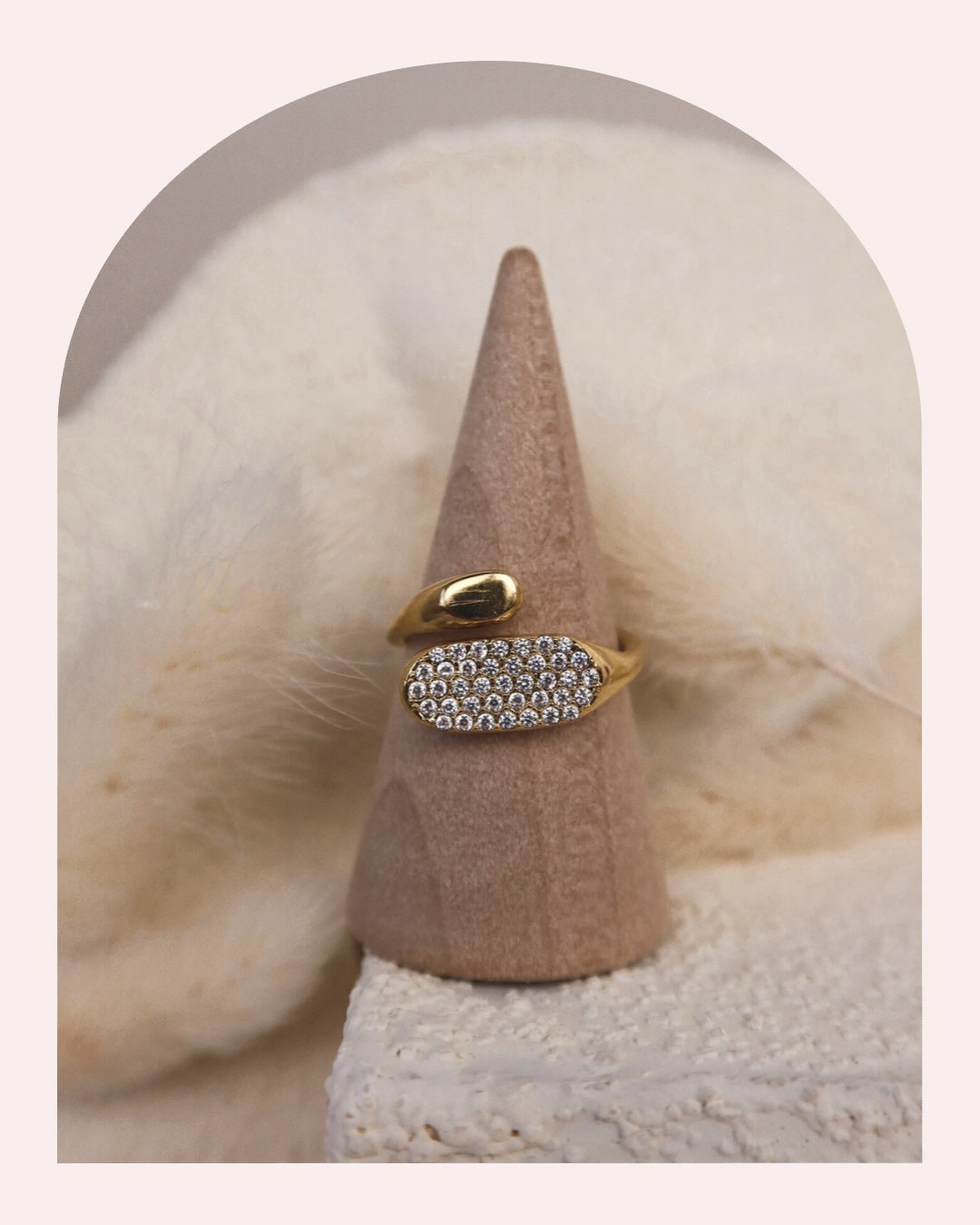 Anello Piastrina Pavè