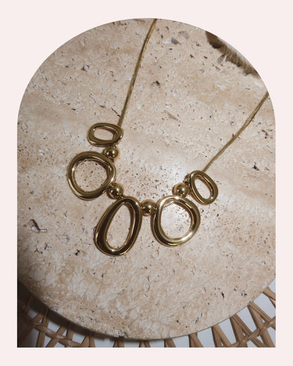 Collana Corolla