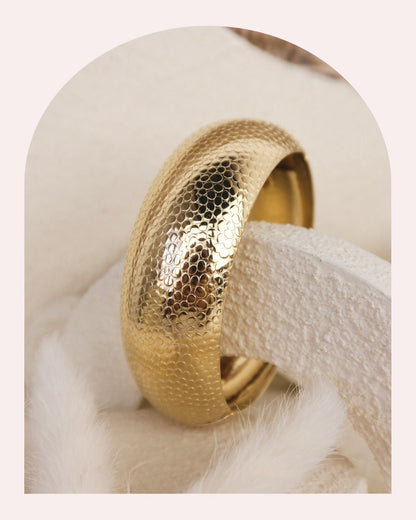 Bracciale Rigido Martellato