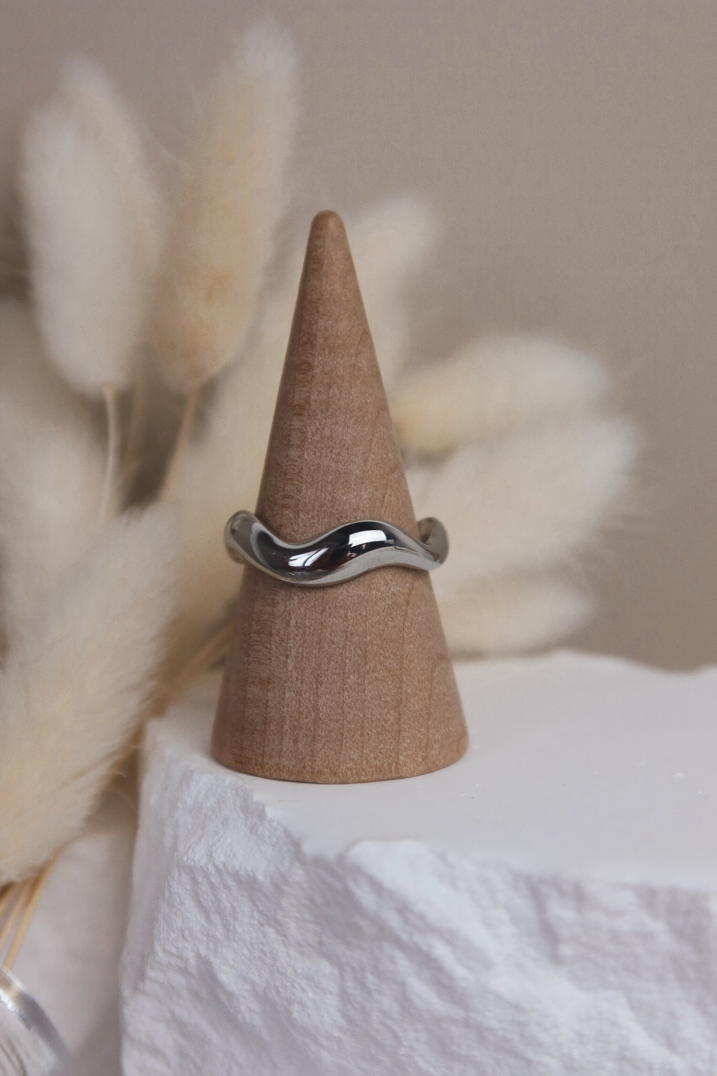 Anello Curve