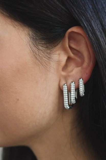 Orecchino Singolo Half Linear Pavè