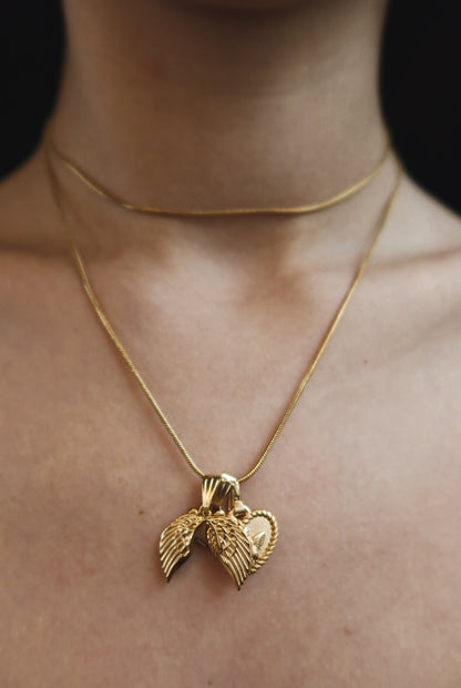 Charm Sotto La Mia Ala